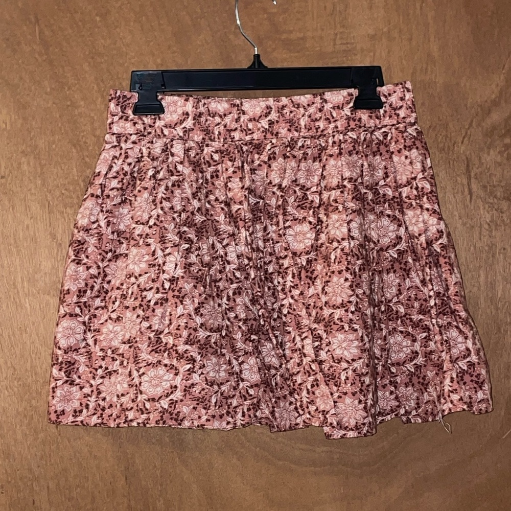 New American Eagle Pink, Red, and White Skirt